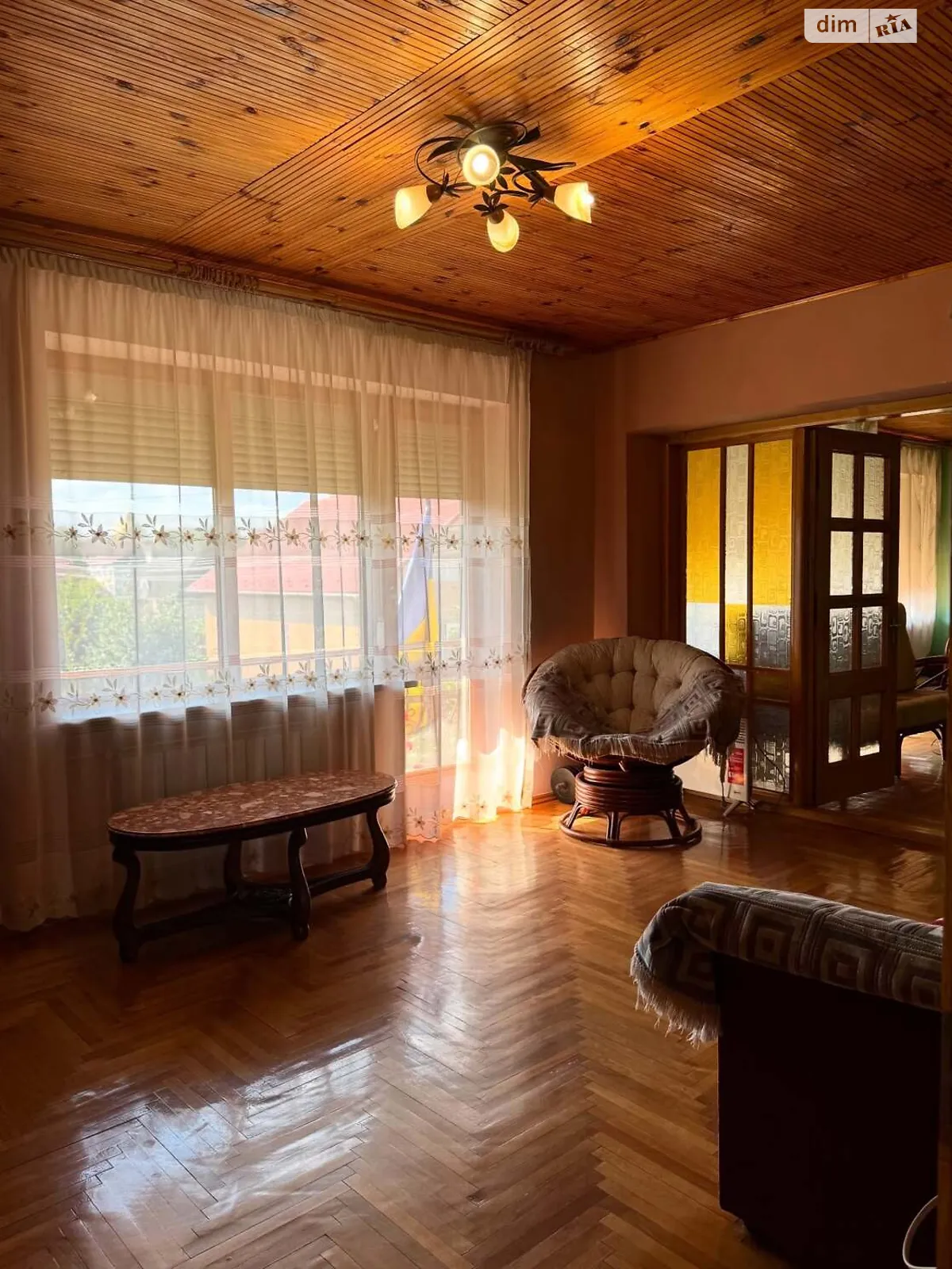 Продается дом на 2 этажа 300 кв. м с садом, цена: 145000 $ - фото 1
