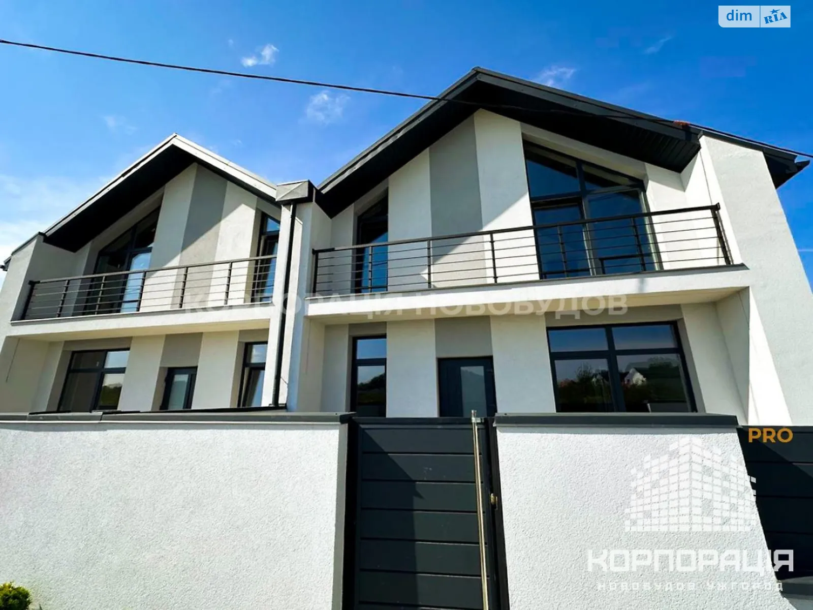 Продается дом на 2 этажа 120 кв. м с камином, цена: 98000 $ - фото 1