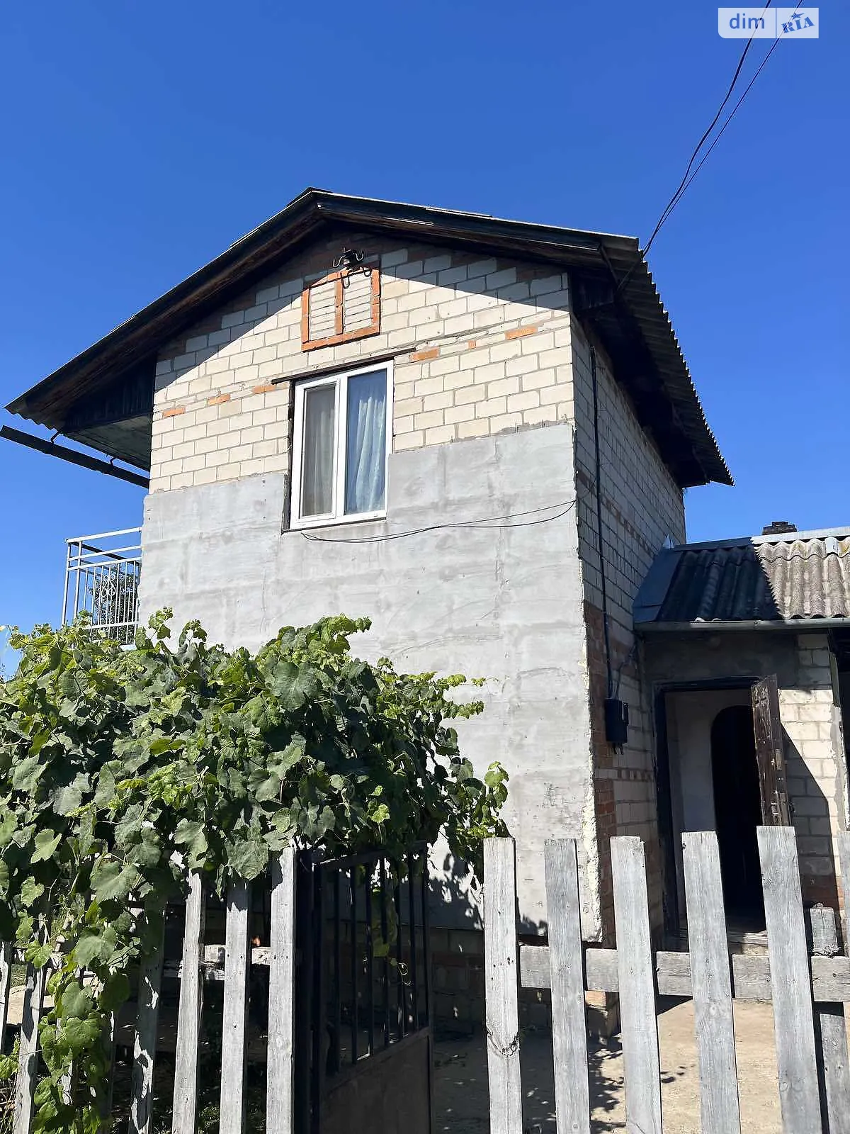 Продается дом на 2 этажа 55 кв. м с беседкой, цена: 26000 $ - фото 1