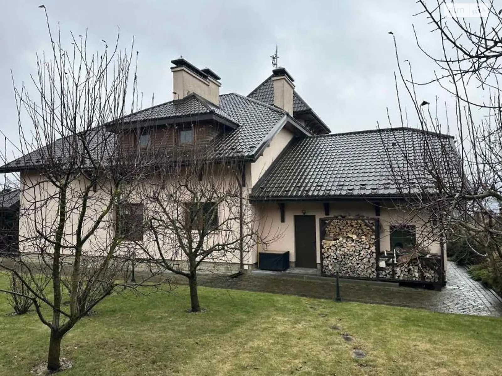 Продается дом на 2 этажа 295.9 кв. м с верандой, цена: 280000 $ - фото 1