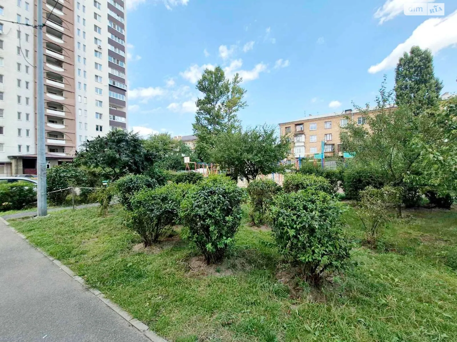 Продается 1-комнатная квартира 47 кв. м в Киеве, ул. Инженера Бородина, 6А - фото 1