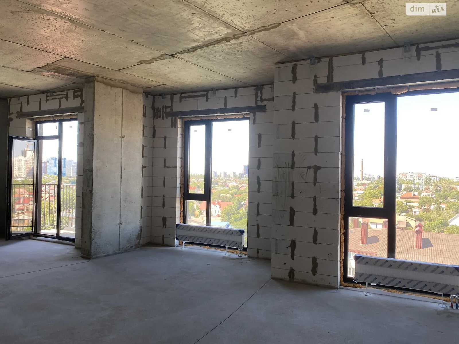 Продается 2-комнатная квартира 65 кв. м в Одессе, ул. Чубаевская, 1 - фото 1