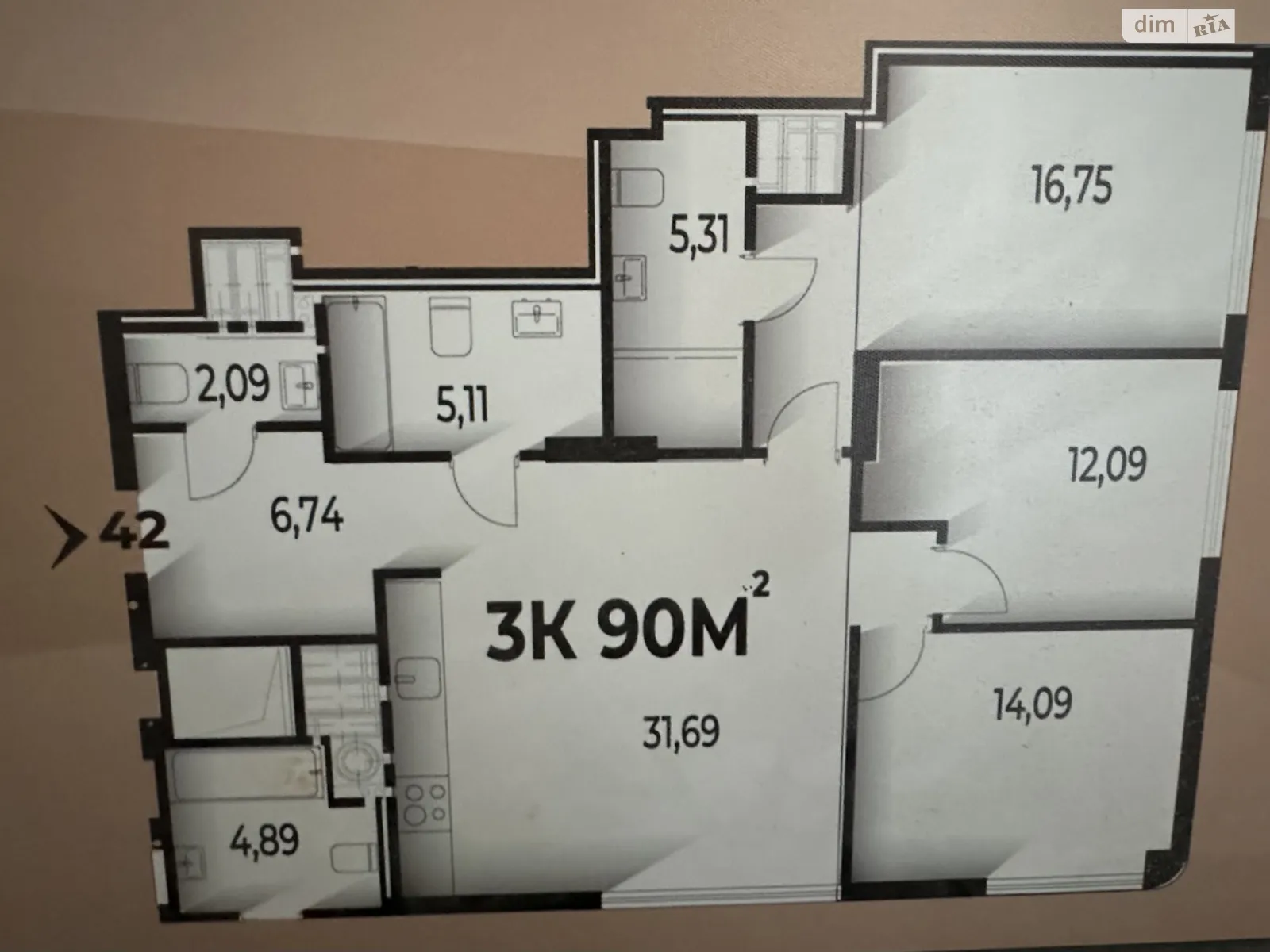 Продается 3-комнатная квартира 90 кв. м в Ивано-Франковске, ул. Гетьмана Ивана Мазепы, 142 - фото 1