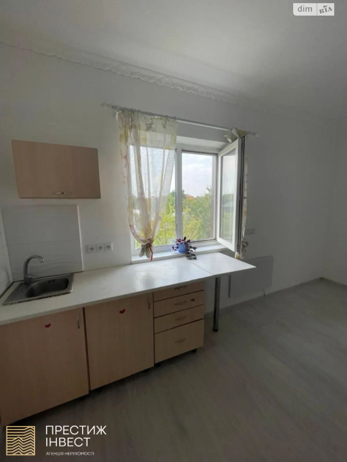 Продается 1-комнатная квартира 17.6 кв. м в Борисполе, ул. Покровская, 20В - фото 1