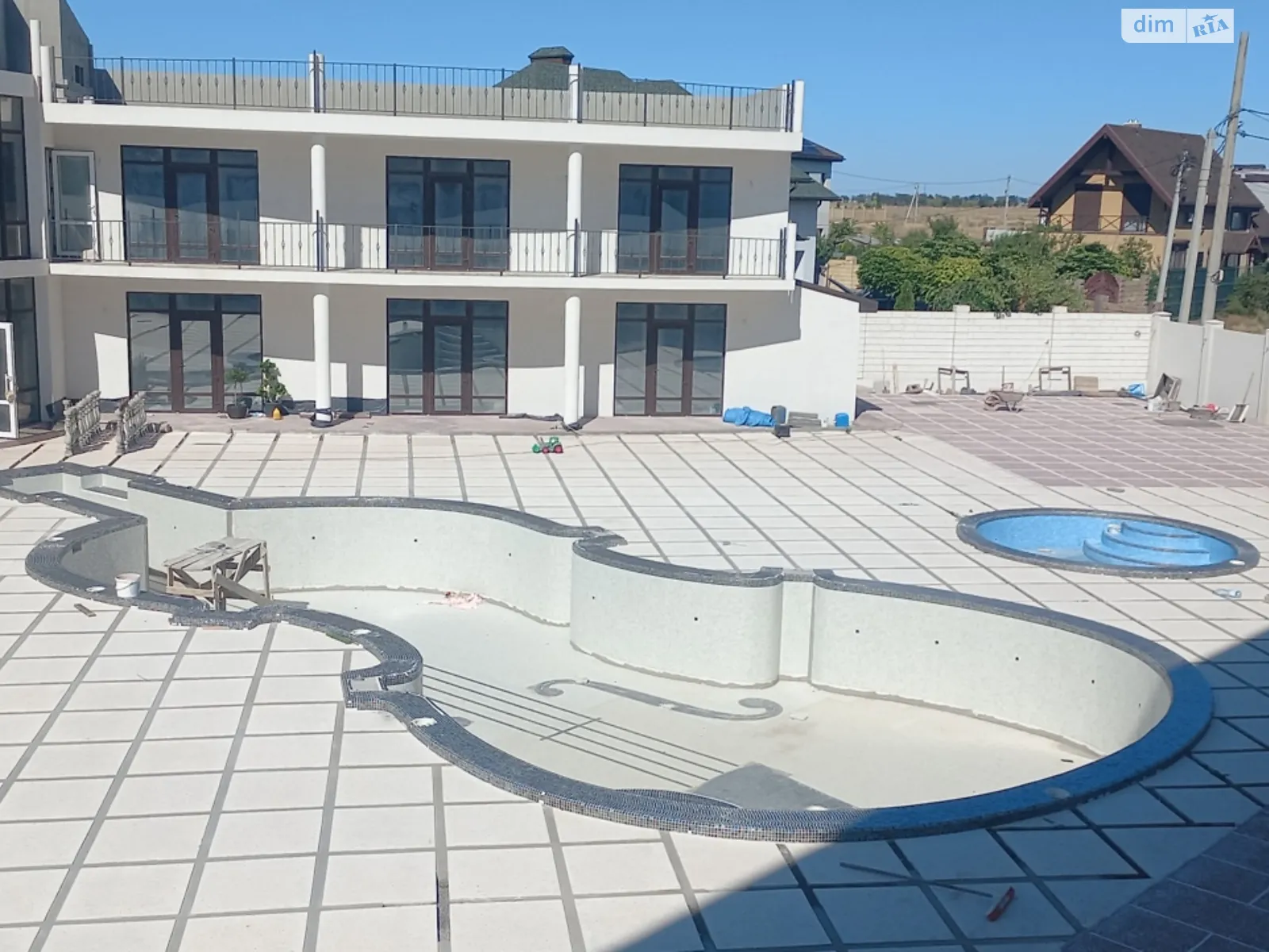 Продается 1-комнатная квартира 31 кв. м в Одессе, ул. Академика Заболотного - фото 1