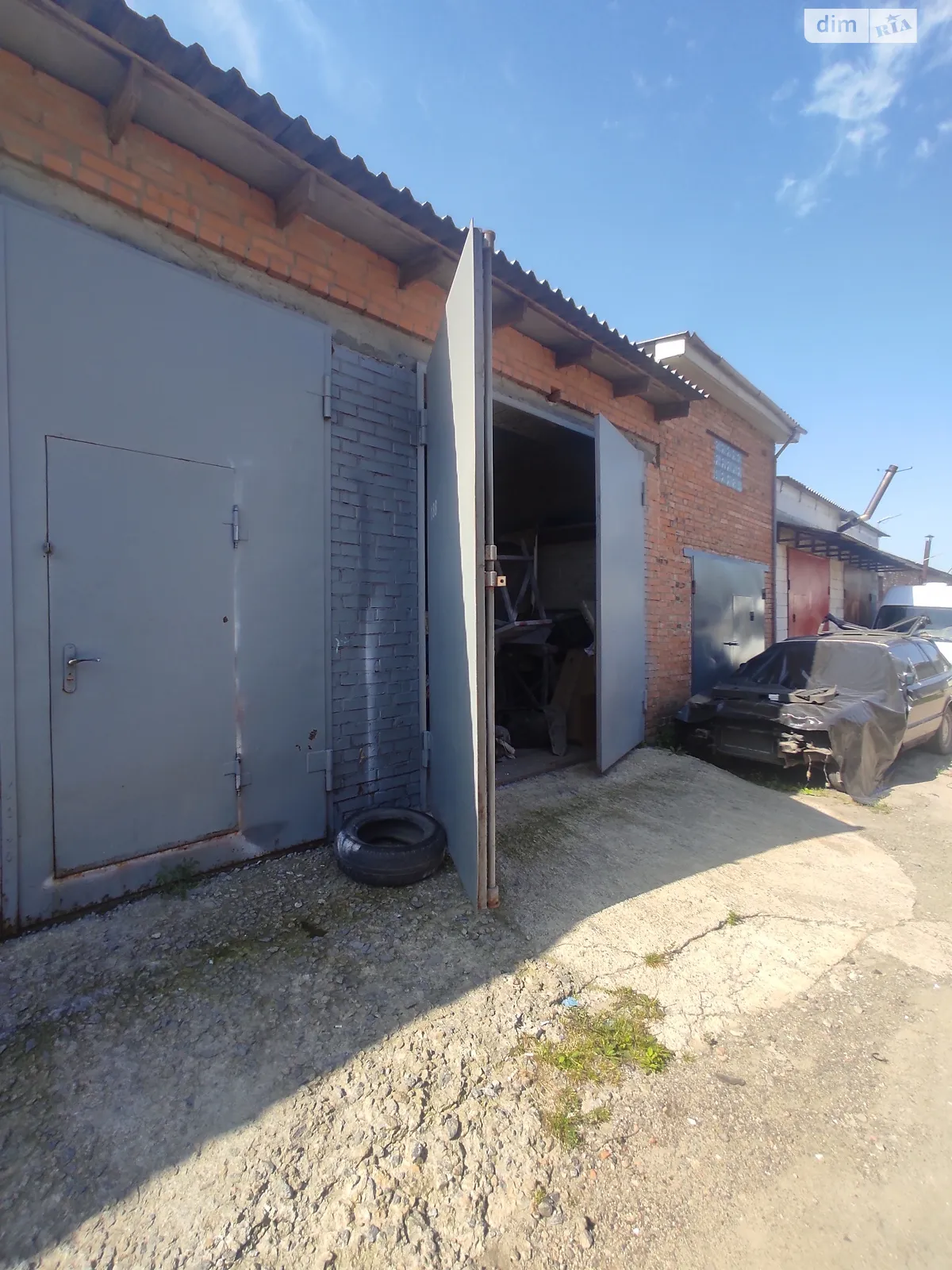 Продається місце в гаражному кооперативі універсальний на 144 кв. м, цена: 36500 $ - фото 1