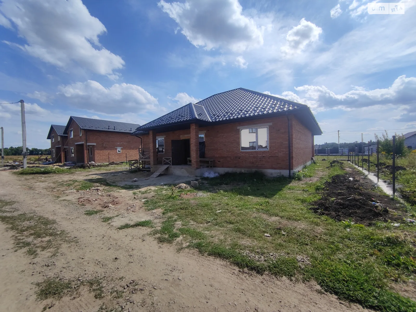 Продается одноэтажный дом 138 кв. м с мансардой, цена: 120000 $ - фото 1