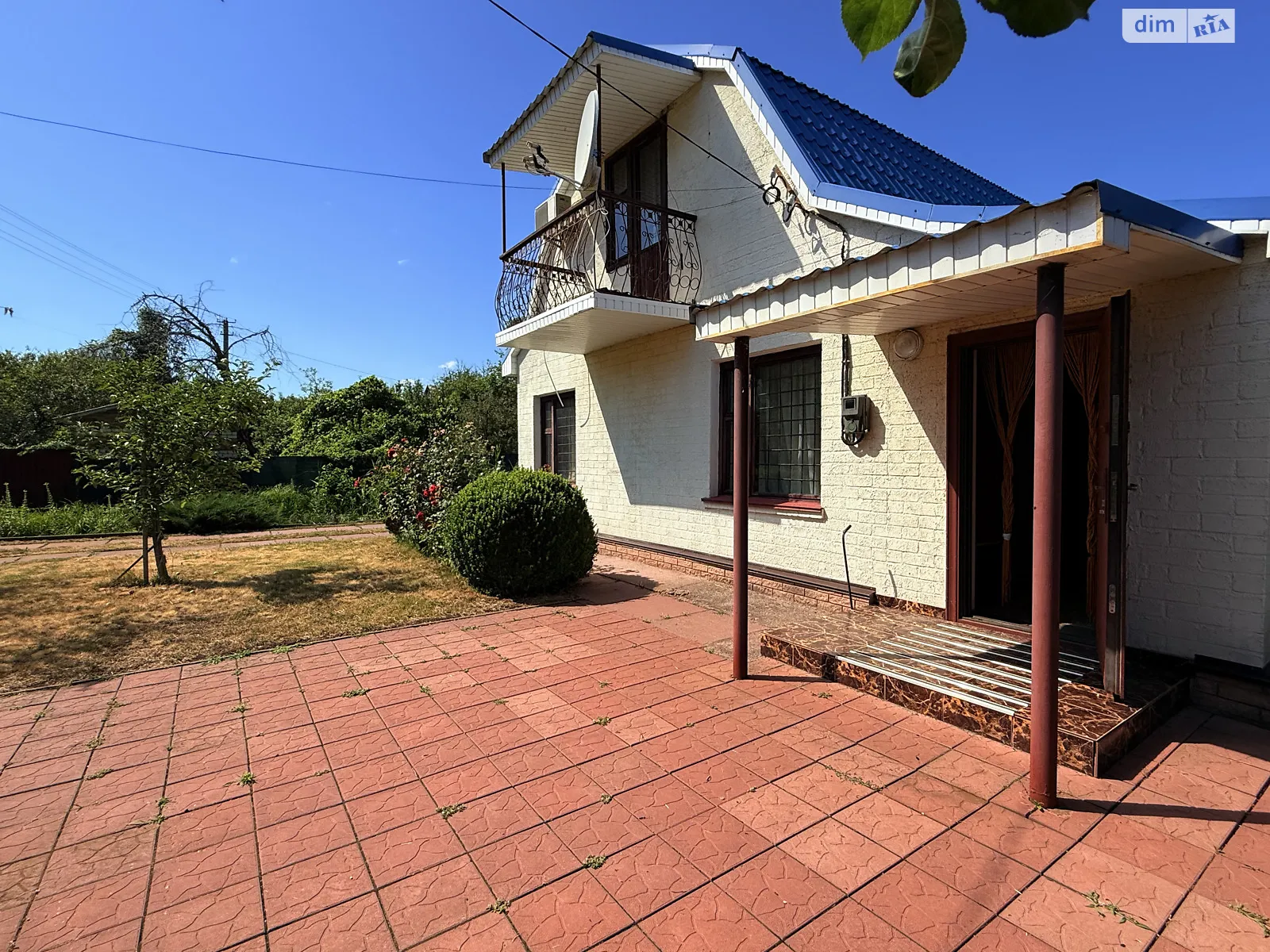 Продается дом на 2 этажа 60.5 кв. м с бассейном, цена: 27000 $ - фото 1