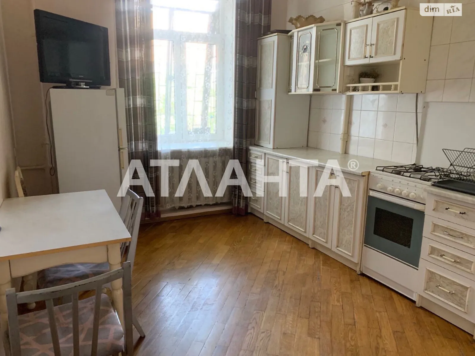 Продается 1-комнатная квартира 53 кв. м в Одессе, ул. Святослава Караванского(Жуковского) - фото 1