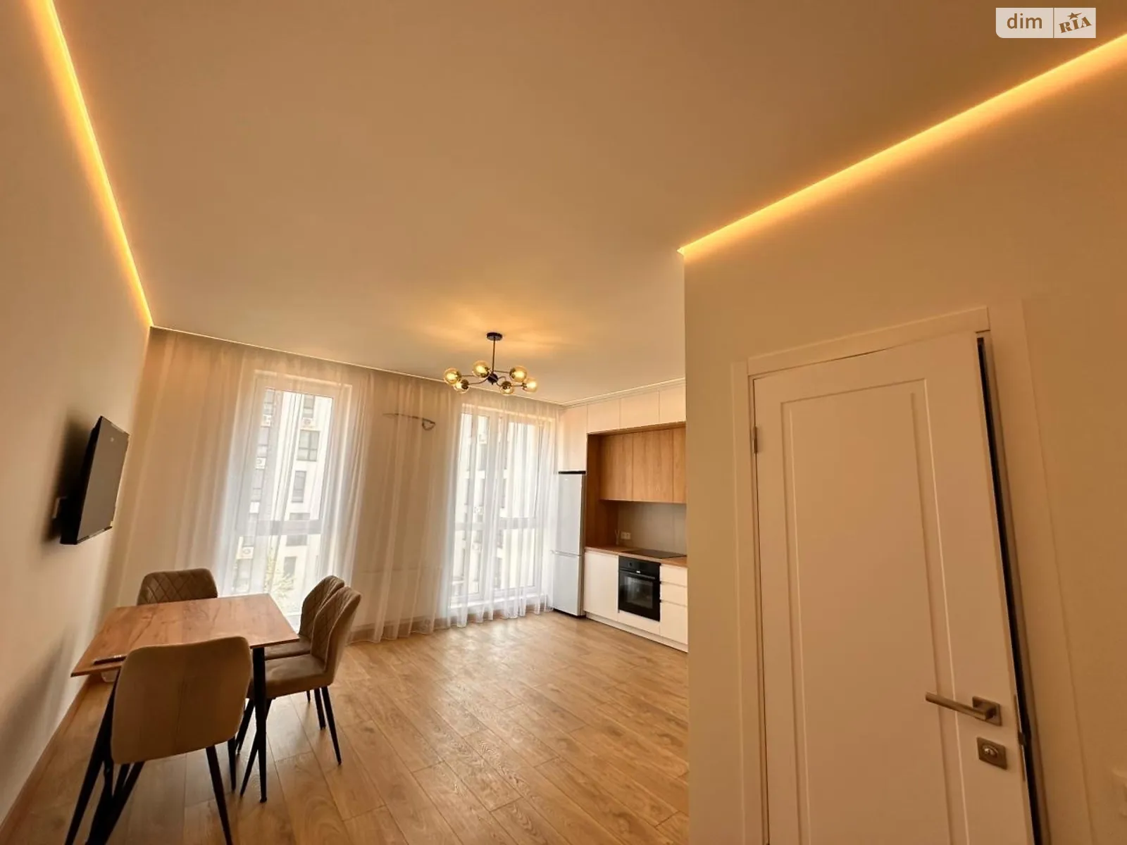 Сдается в аренду 1-комнатная квартира 44 кв. м в, цена: 500 $ - фото 1