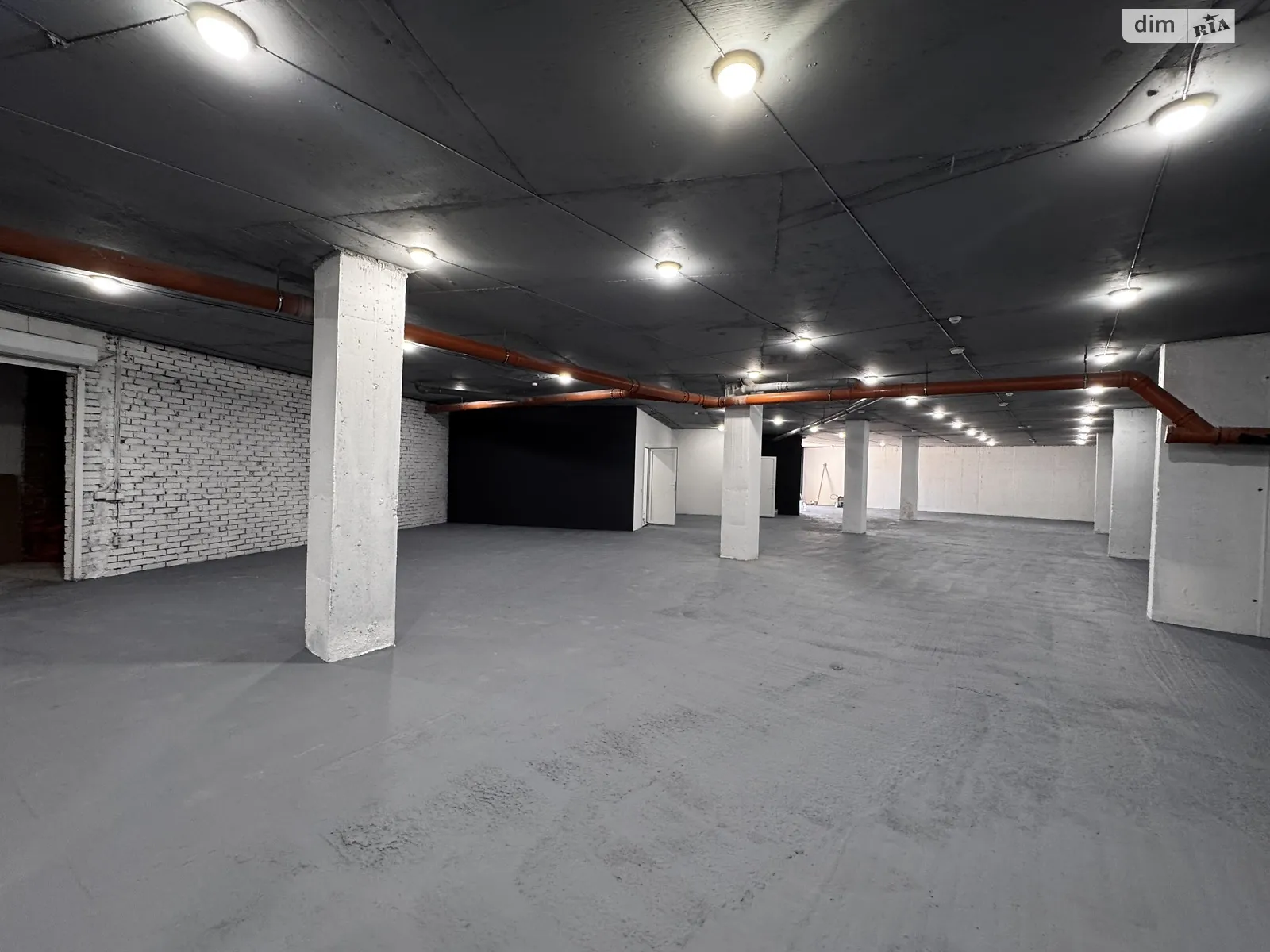 Сдается в аренду помещения свободного назначения 729 кв. м в 1-этажном здании, цена: 100000 грн - фото 1