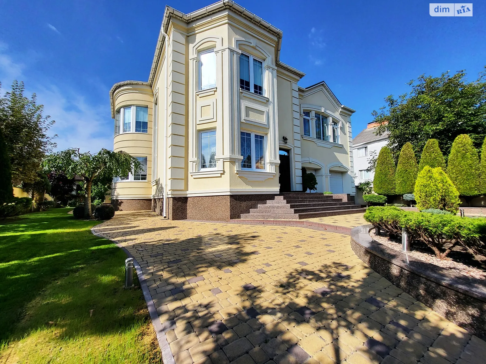 Продається будинок 2 поверховий 450 кв. м з садом, цена: 750000 $ - фото 1
