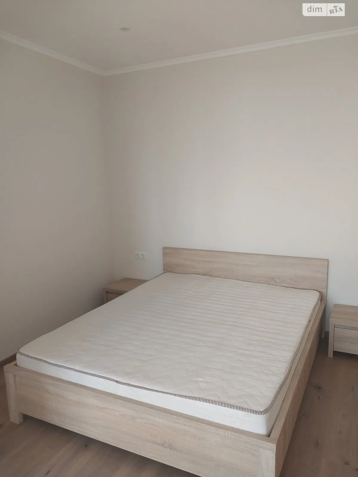 Продается 1-комнатная квартира 65 кв. м в Киеве, ул. Светлая, 3Д корпус 1 - фото 1