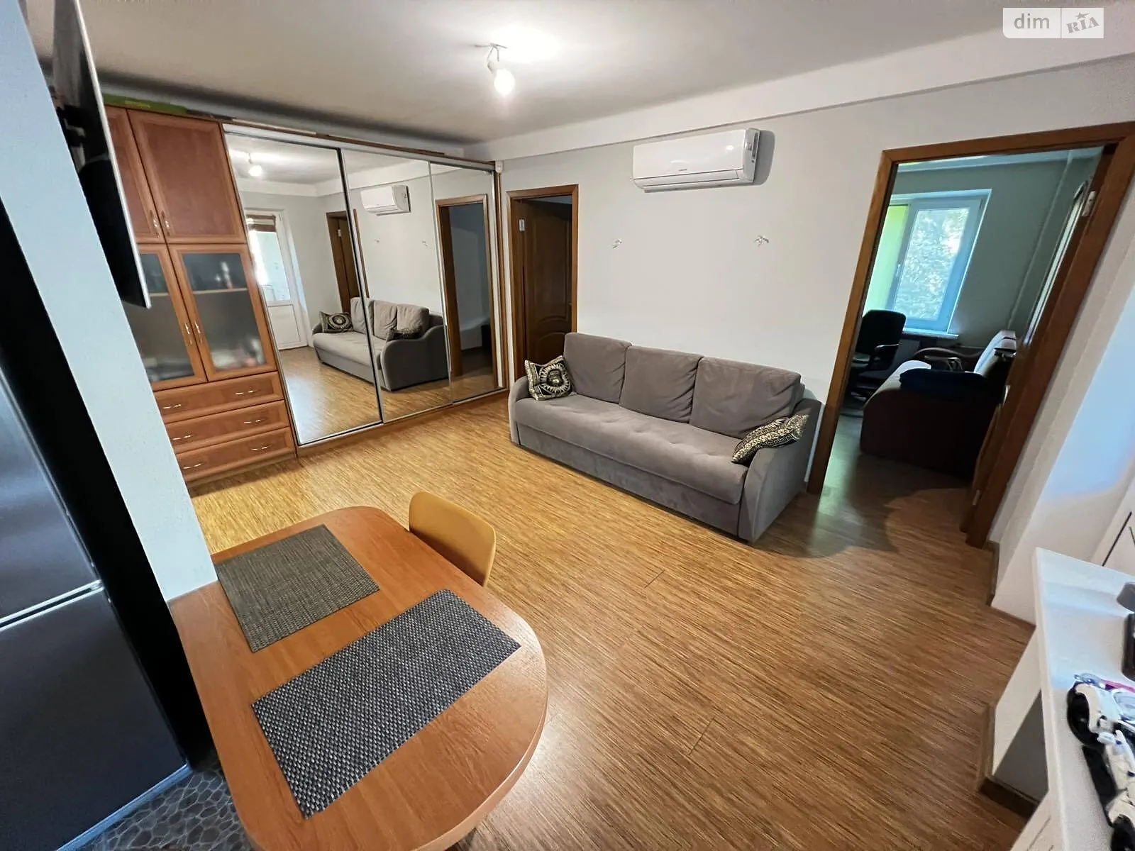 Продается 2-комнатная квартира 40.1 кв. м в Киеве, ул. Василия Чумака - фото 1