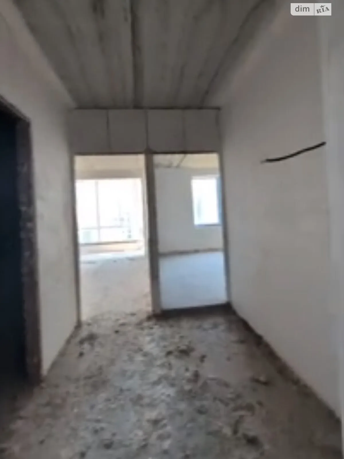 Продается 1-комнатная квартира 40 кв. м в Буче, ул. Ивана Кожедуба, 8А - фото 1