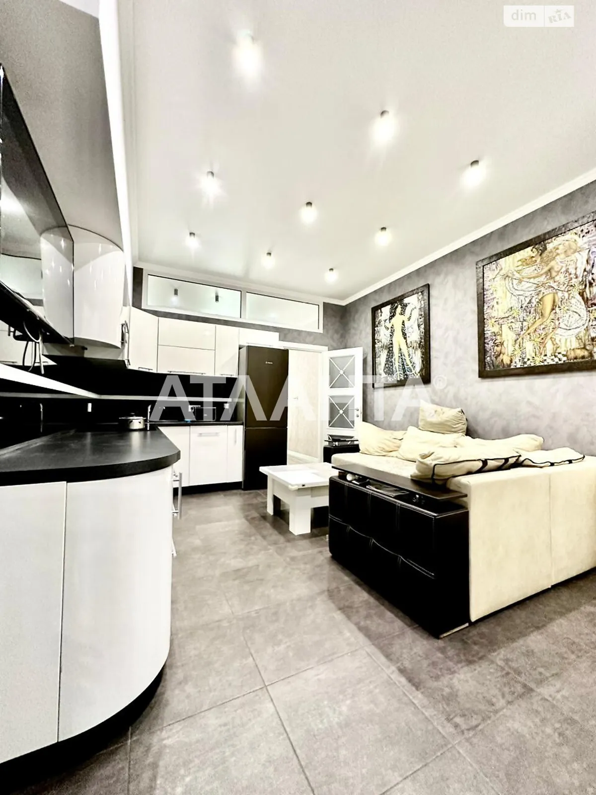 Продается 1-комнатная квартира 59.3 кв. м в Одессе, пер. Аркадиевский, 9/1 - фото 1