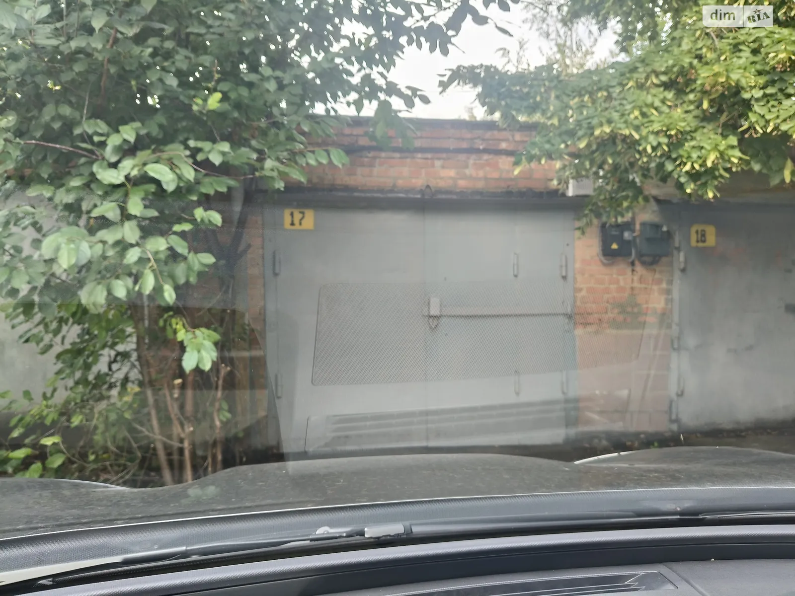 Сдается в аренду отдельно стоящий гараж под легковое авто на 24 кв. м, цена: 2500 грн - фото 1