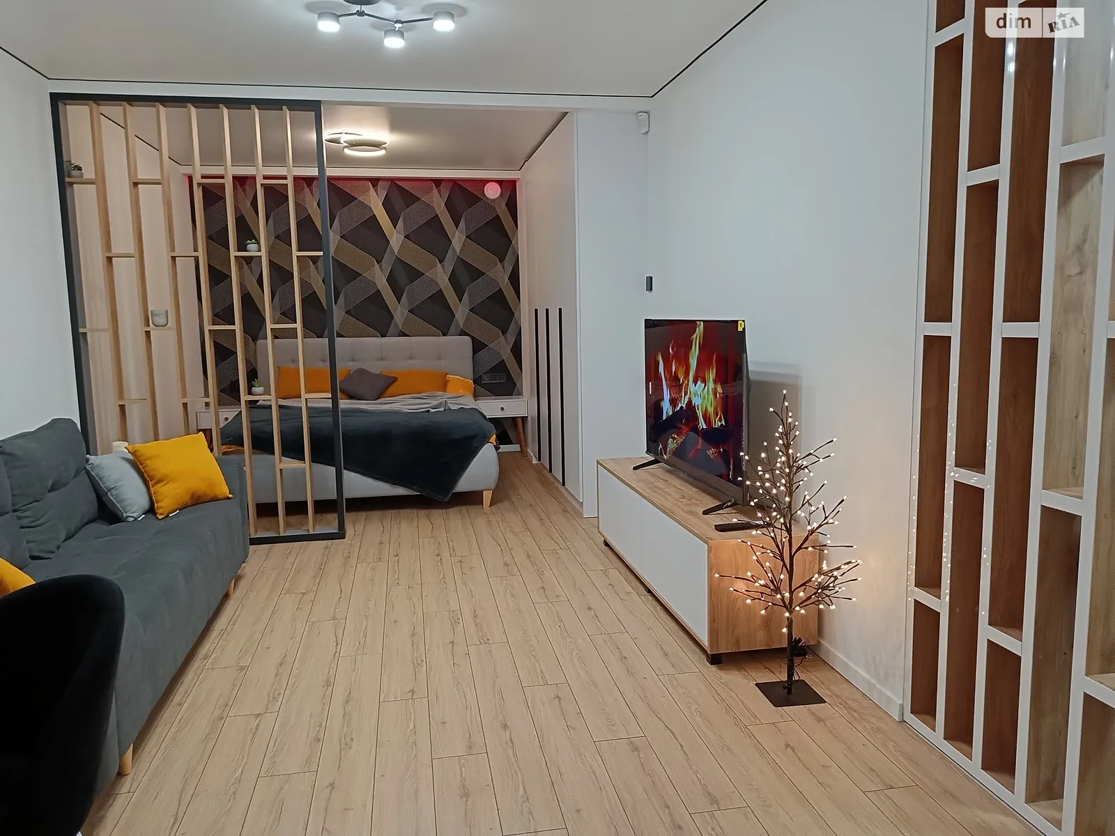 Продается 1-комнатная квартира 37 кв. м в Сокольниках, ул. Героев Крут, 4А - фото 1