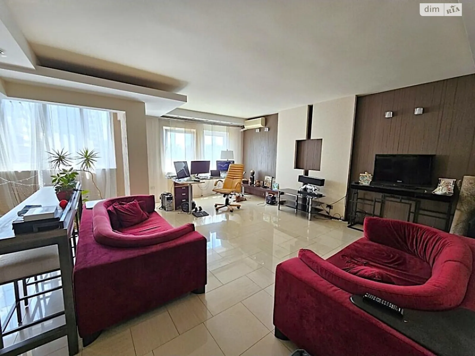 Продається 3-кімнатна квартира 135 кв. м у Одесі, Фонтанська дор., 55А - фото 1