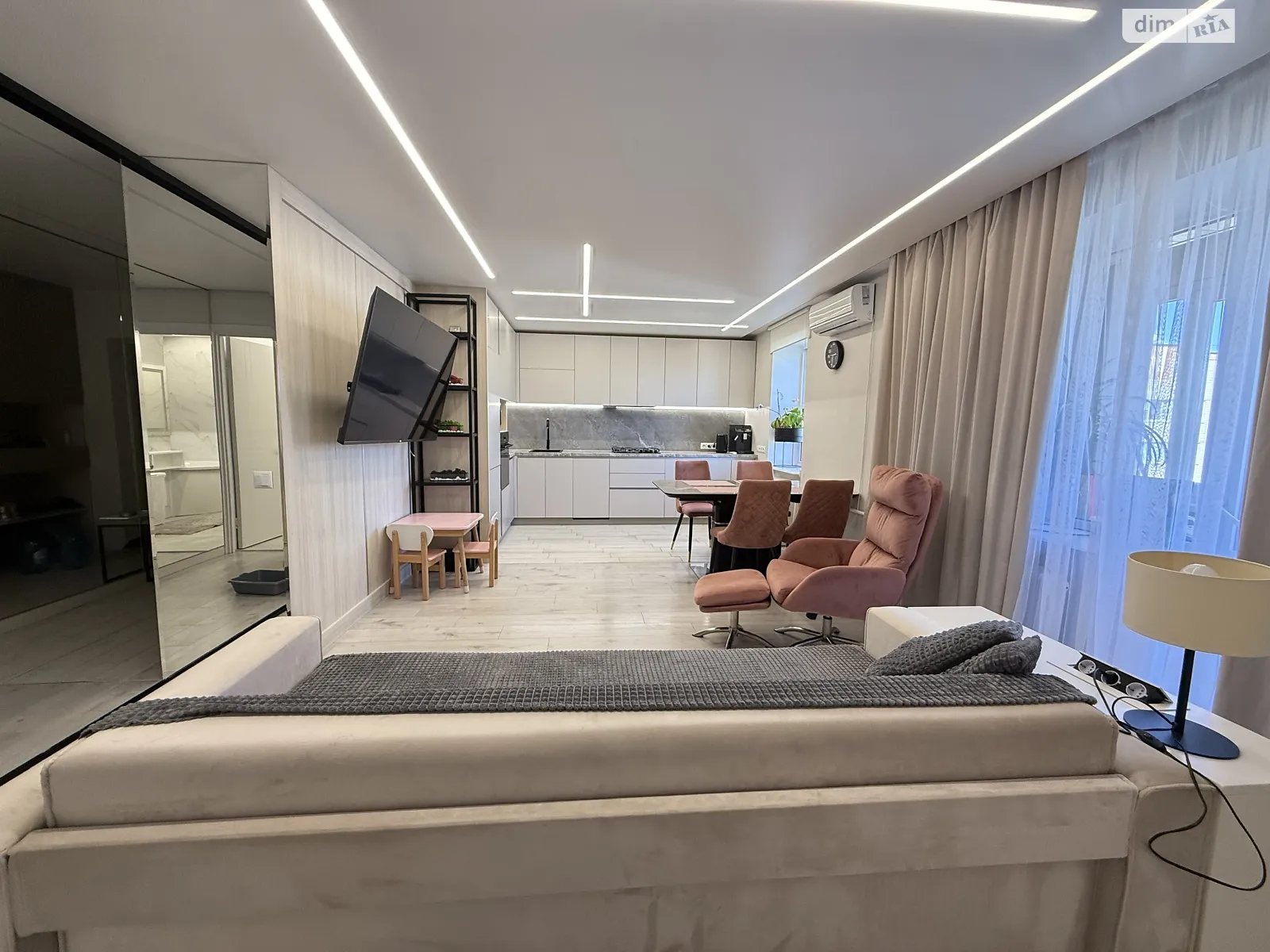 Продается 3-комнатная квартира 82.5 кв. м в Виннице, ул. Николая Амосова - фото 1