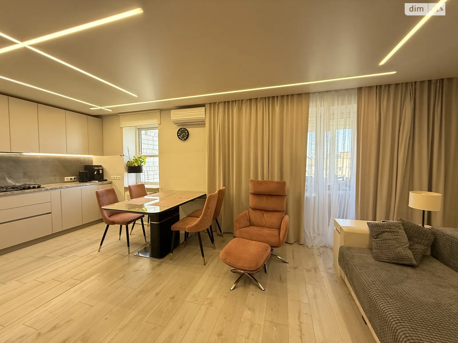 Продается 3-комнатная квартира 82.5 кв. м в Виннице, ул. Николая Амосова - фото 1