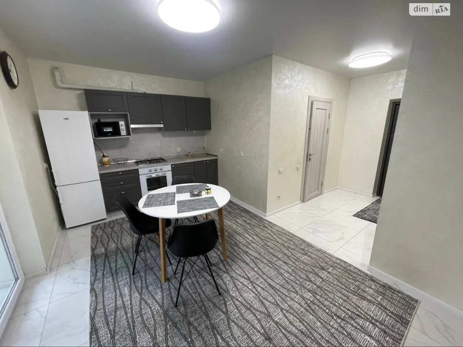 Продается 2-комнатная квартира 58.2 кв. м в Хмельницком, ул. Заречанская, 3/2Б - фото 1