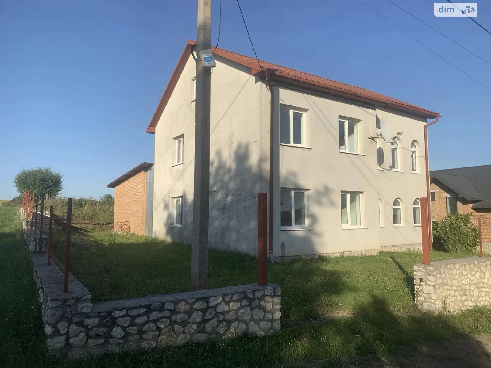 Продается дом на 2 этажа 157 кв. м с балконом, цена: 165000 $ - фото 1