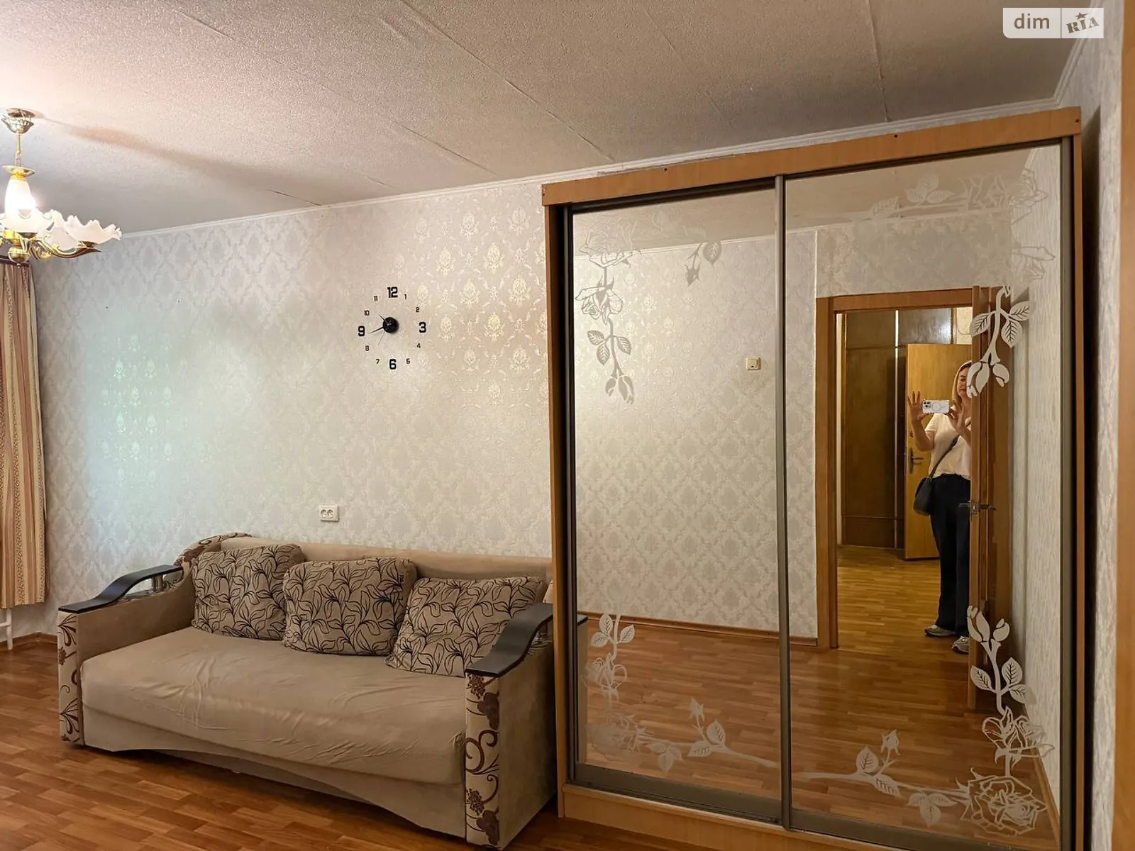 Продается 2-комнатная квартира 44.7 кв. м в Днепре, просп. Орлика Филиппа - фото 1