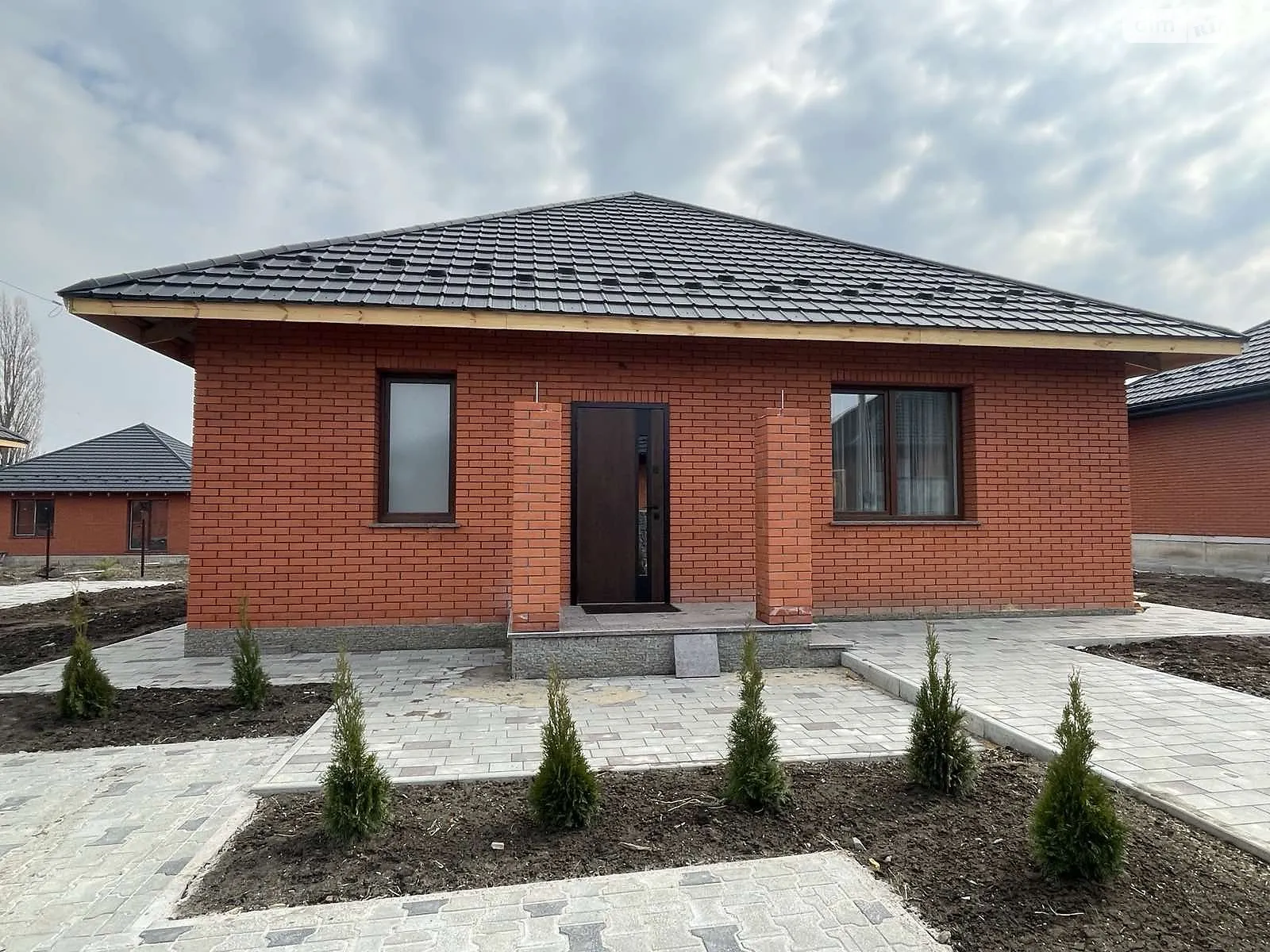 Продается одноэтажный дом 90 кв. м с баней/сауной, цена: 120000 $ - фото 1