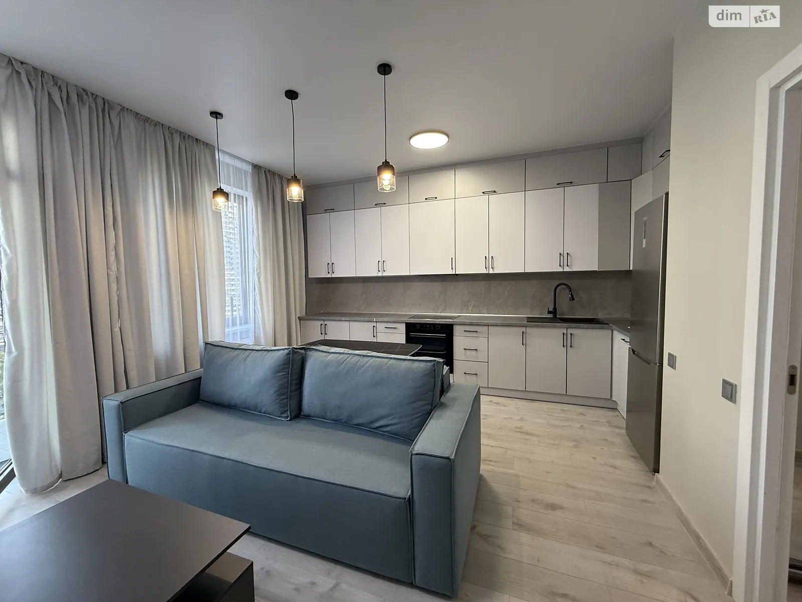 Продается 1-комнатная квартира 45 кв. м в Одессе, ул. Генуэзская, 1/1 - фото 1