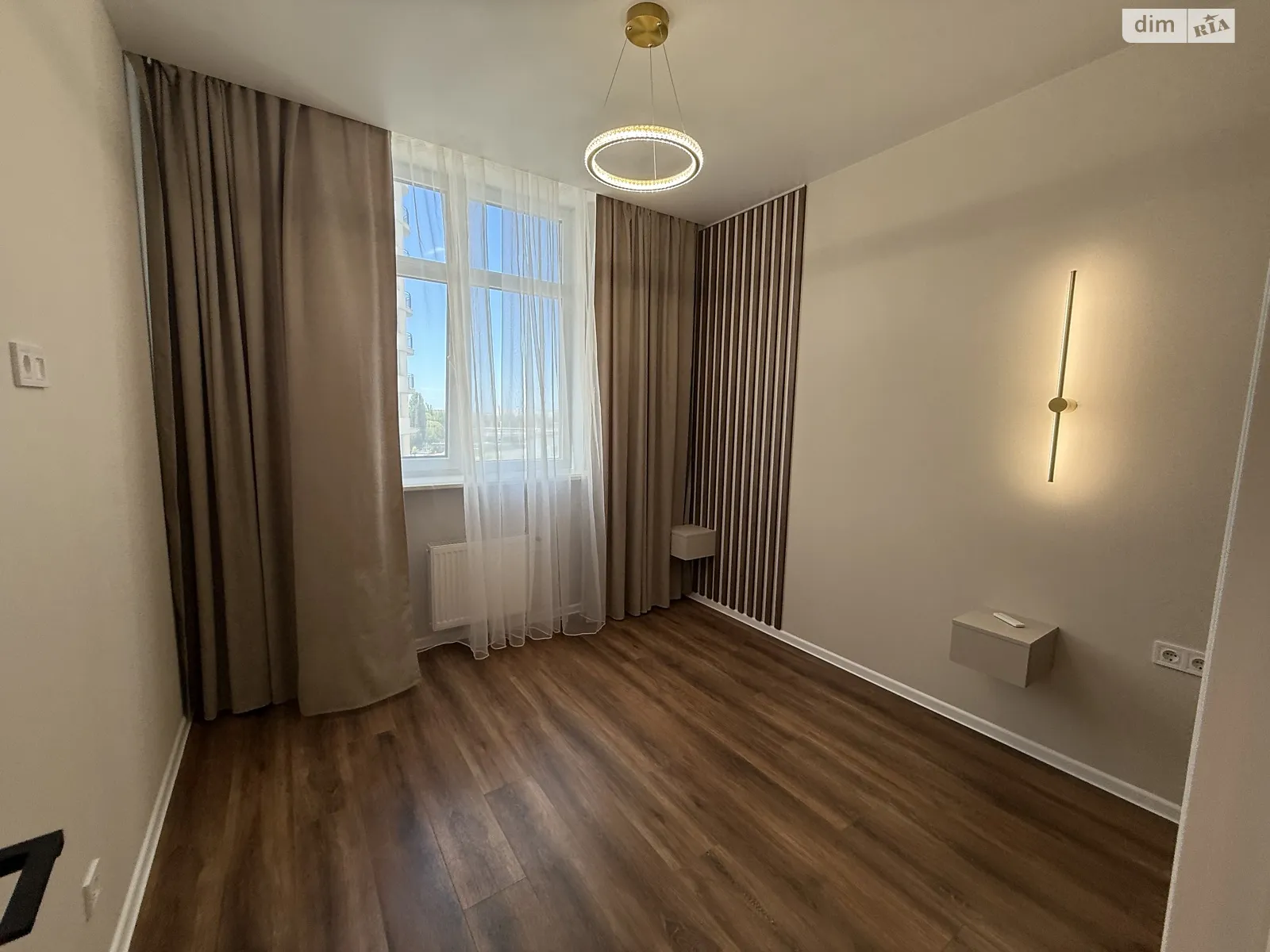 Продается 2-комнатная квартира 42 кв. м в Одессе, ул. Краснова, 3 корпус 66 - фото 1