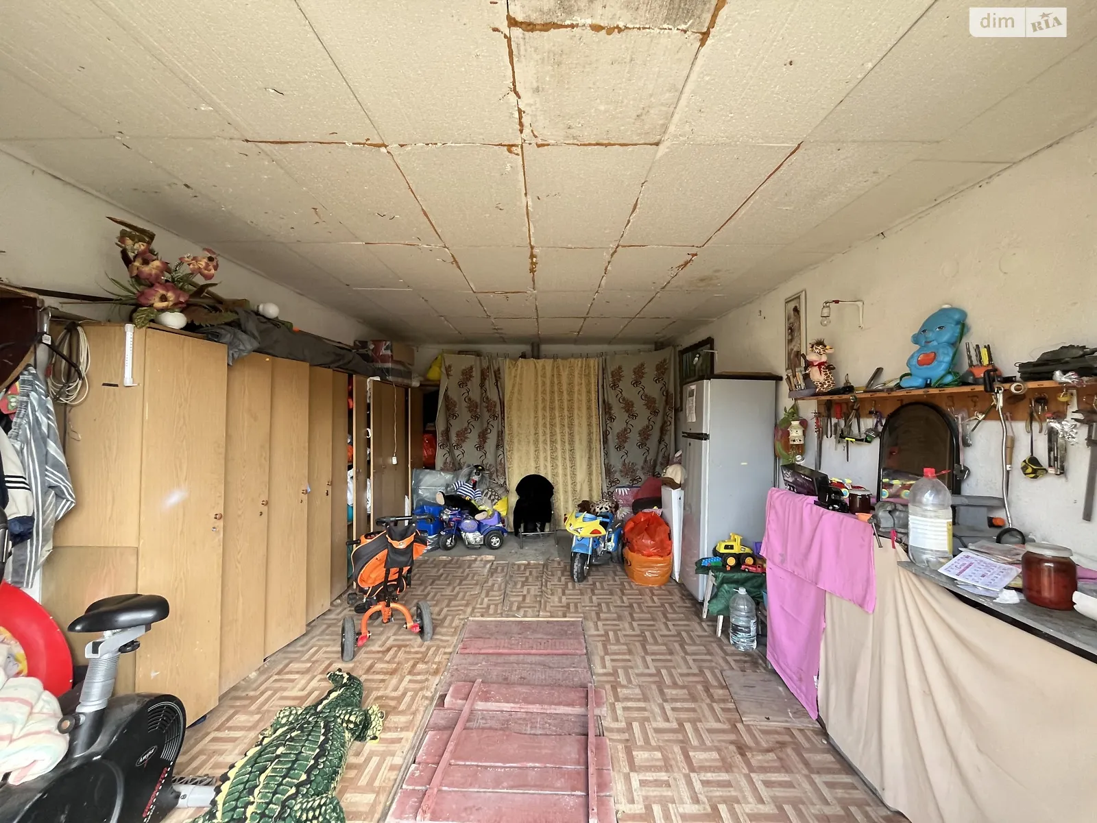 Продается отдельно стоящий гараж под легковое авто на 23 кв. м, цена: 9000 $ - фото 1