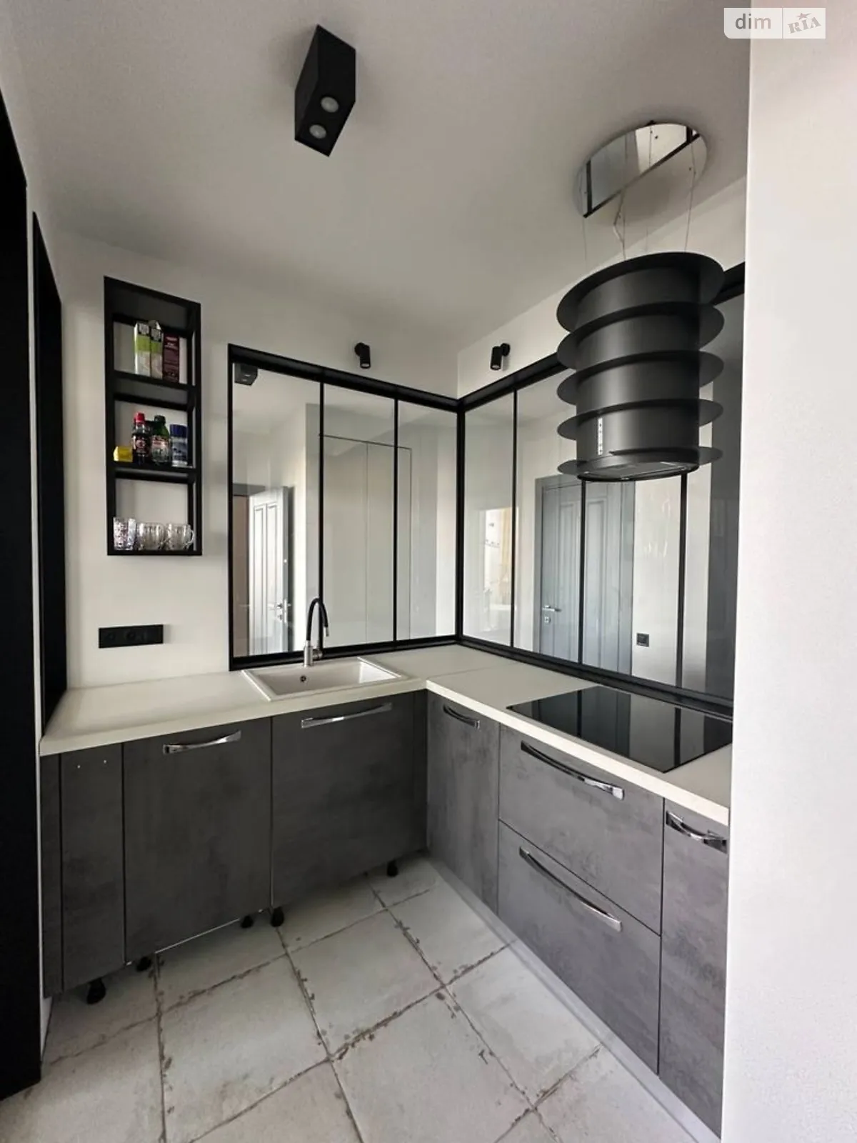 Сдается в аренду 3-комнатная квартира 106 кв. м в Днепре, ул. Королевы Елизаветы II(Глинки), 2 - фото 1