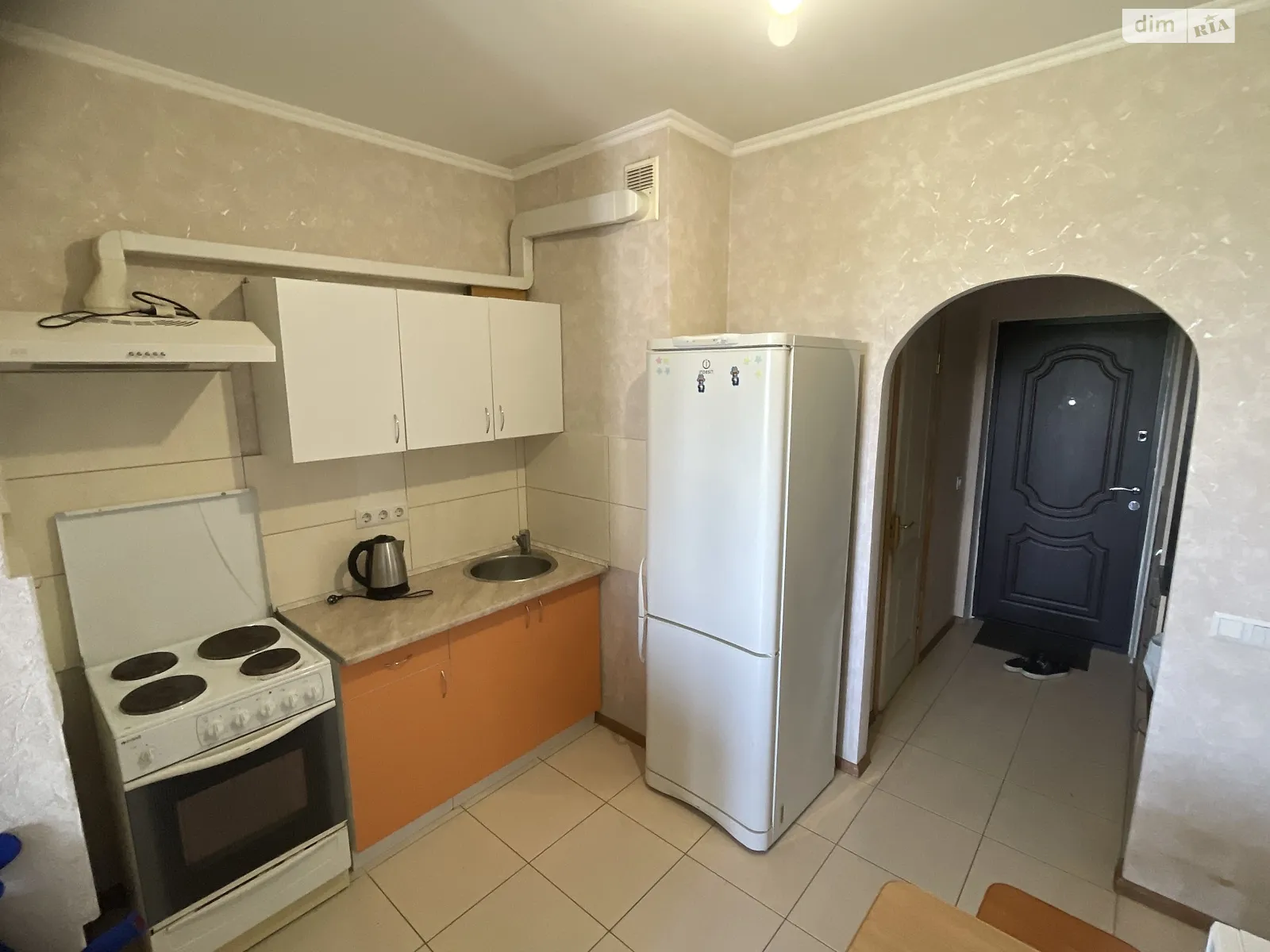 Сдается в аренду 1-комнатная квартира 22.4 кв. м в Киеве, ул. Жамбила Жабаева(Кузьминская), 22 - фото 1
