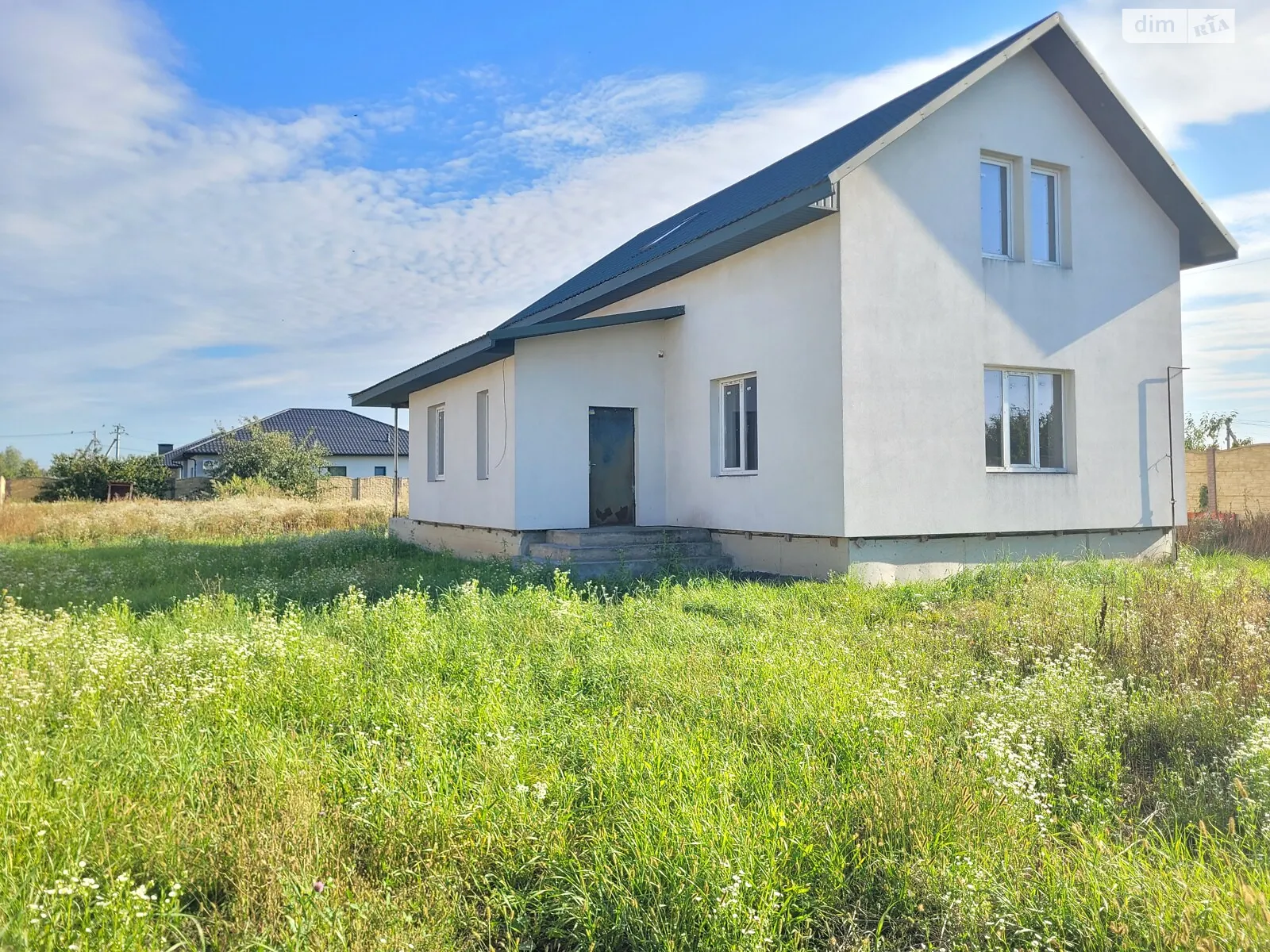 Продается дом на 2 этажа 150 кв. м с баней/сауной, цена: 97000 $ - фото 1