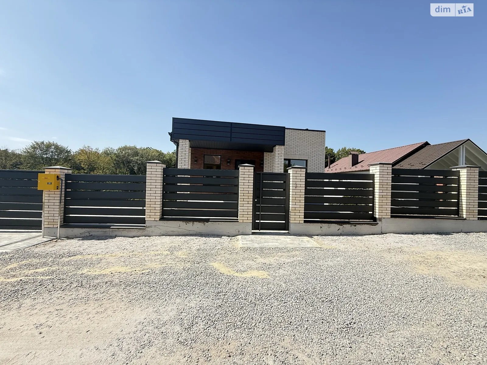 Продается дом на 2 этажа 163 кв. м с беседкой, цена: 165000 $ - фото 1