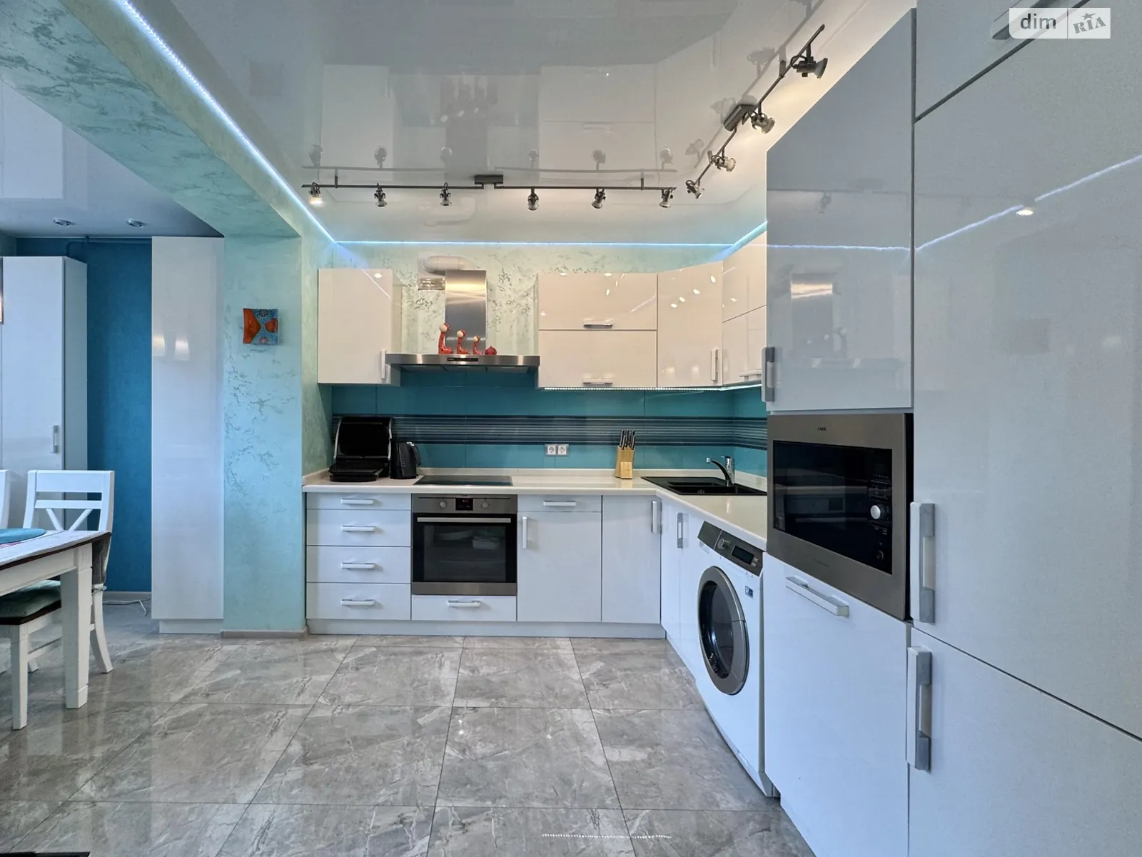 Продается 6-комнатная квартира 130.6 кв. м в Софиевской Борщаговке, ул. Гетманская, 12 - фото 1