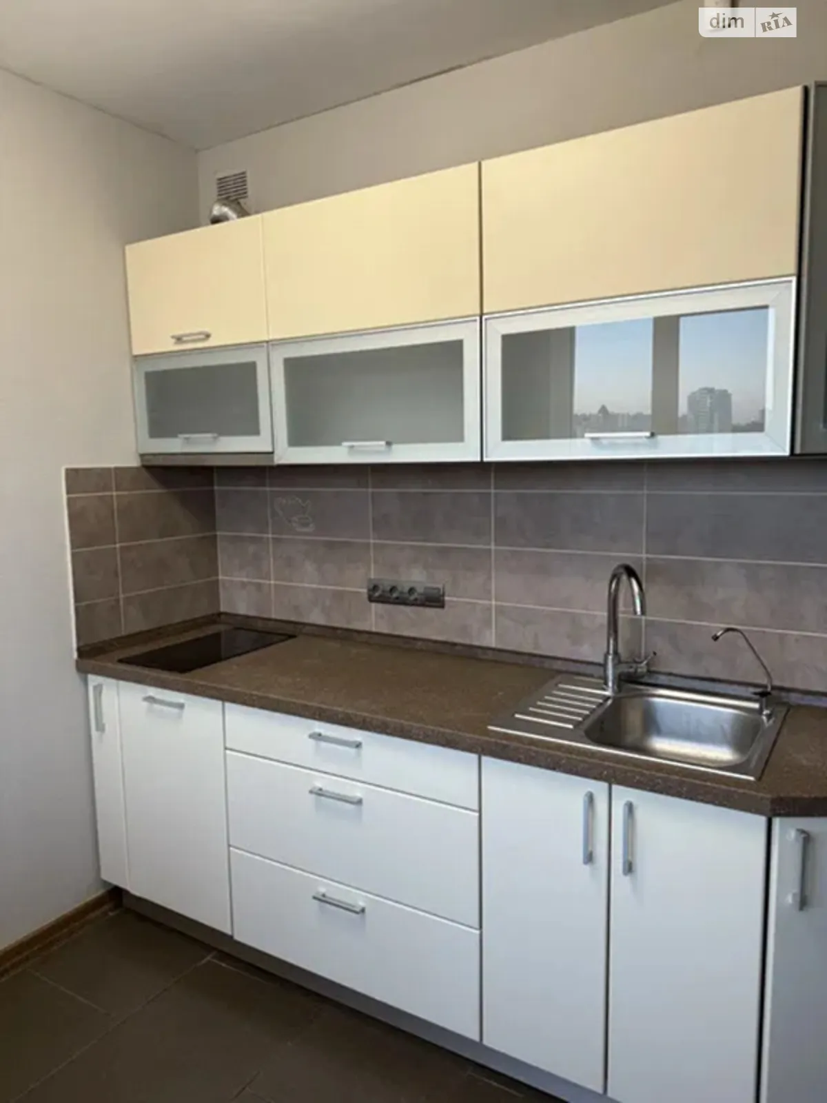 Продается 2-комнатная квартира 56.7 кв. м в Киеве, ул. Петра Панча, 1 - фото 1