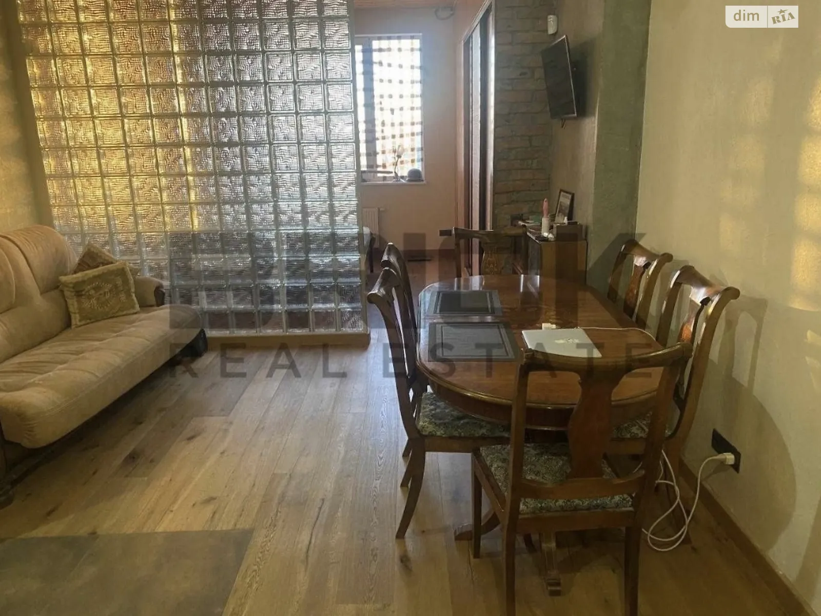 Продается 1-комнатная квартира 58 кв. м в Киеве, ул. Кирилло-Мефодиевская, 2 - фото 1