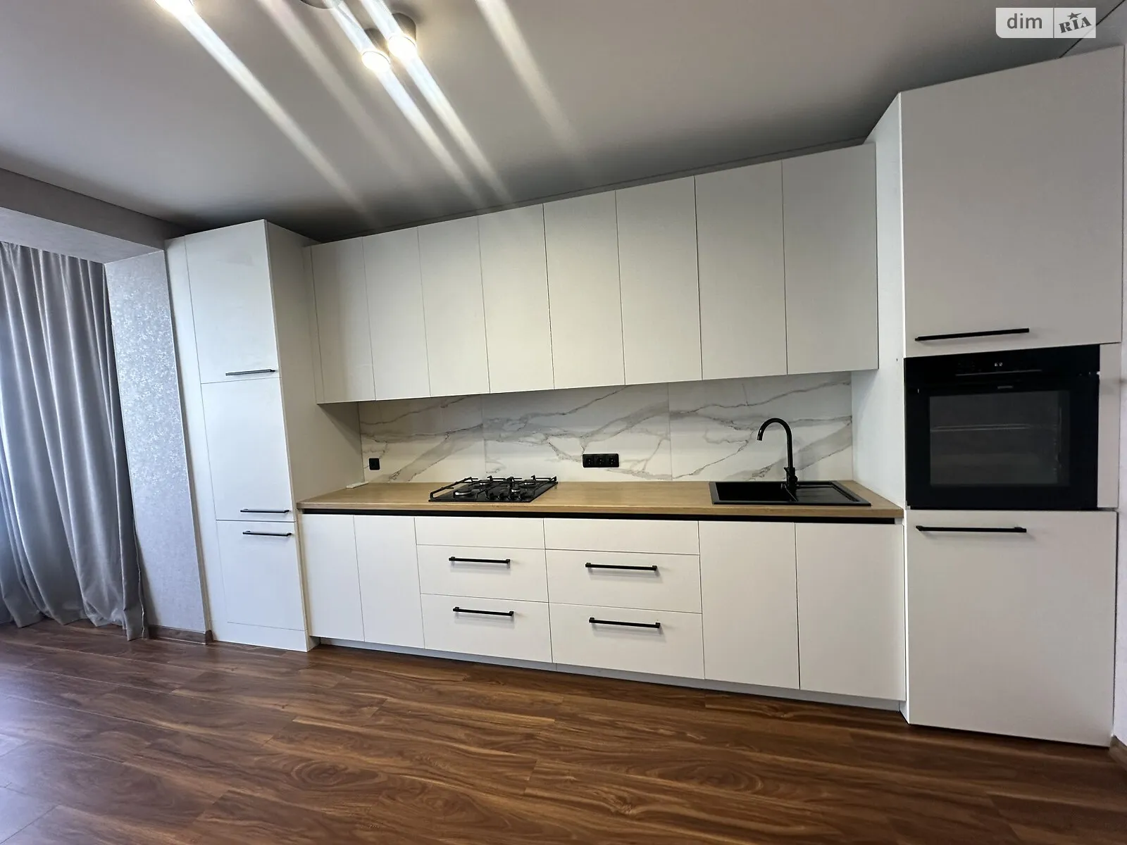 Сдается в аренду 1-комнатная квартира 48 кв. м в, цена: 15000 грн - фото 1