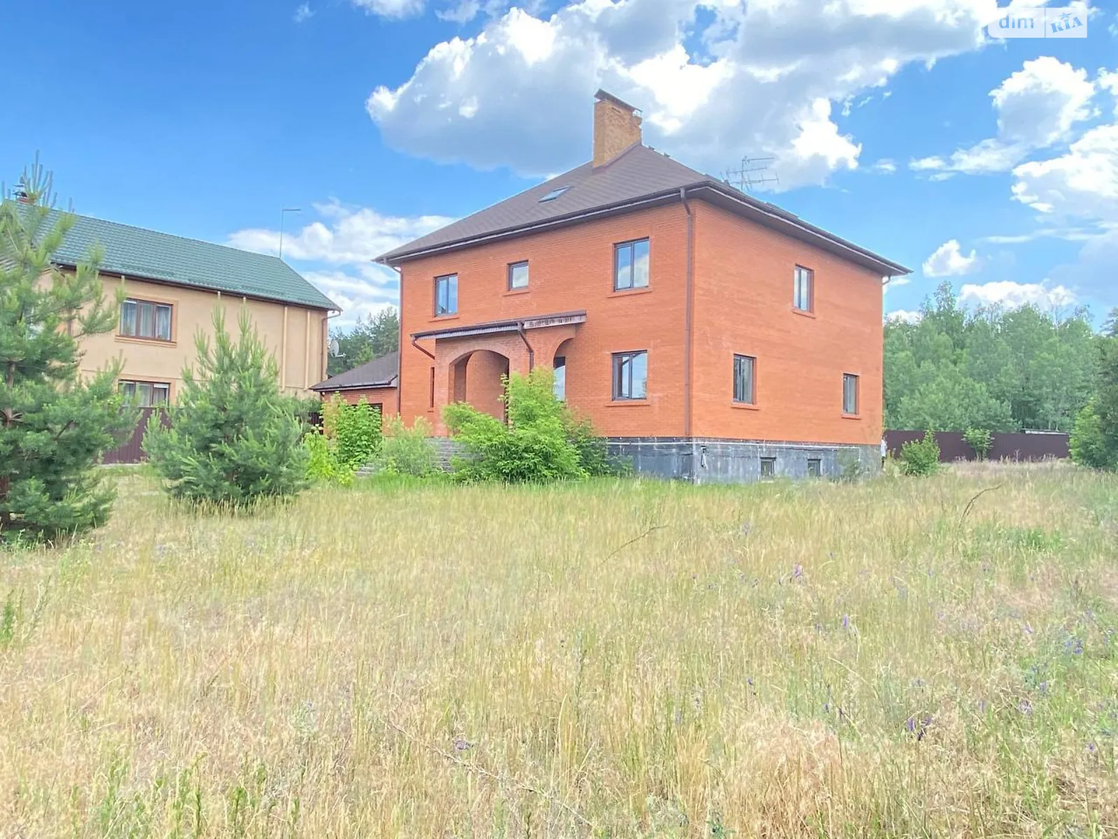 Продается дом на 2 этажа 321.6 кв. м с беседкой, цена: 187000 $ - фото 1