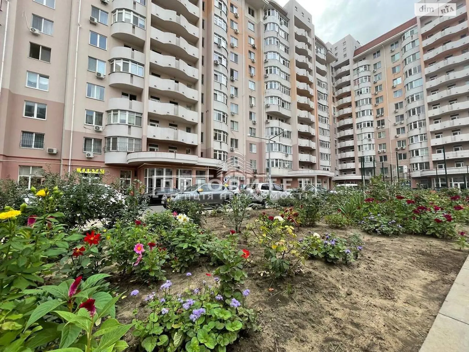 Продается 3-комнатная квартира 96.6 кв. м в Одессе, ул. Алексея Вадатурского(Маршала Малиновского) - фото 1