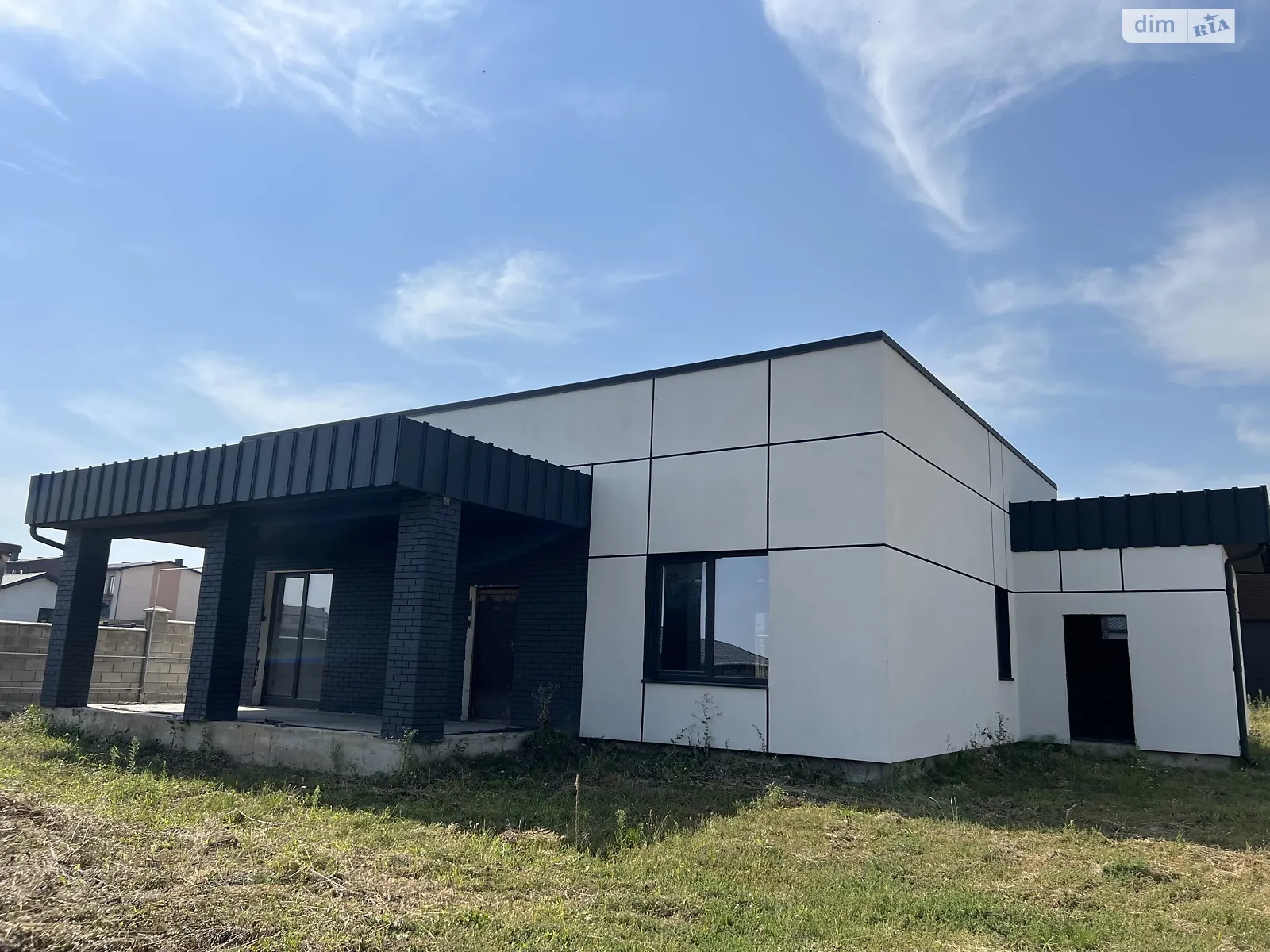 Продается одноэтажный дом 110 кв. м с садом, цена: 85000 $ - фото 1