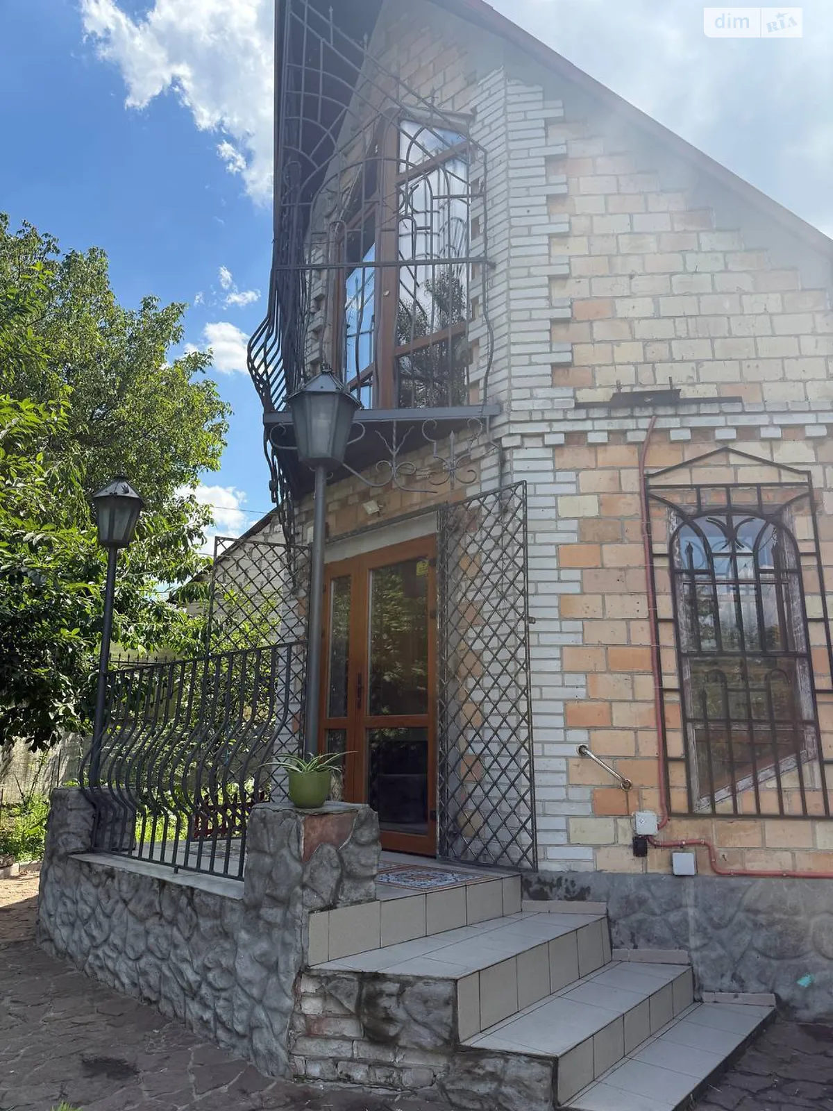 Сдается в аренду дом на 2 этажа 94 кв. м с балконом, цена: 30000 грн - фото 1