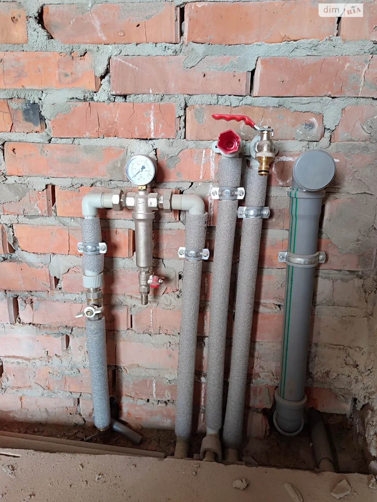 Продается 1-комнатная квартира 23 кв. м в Гостомеле, ул. Мирная, 3Д - фото 1