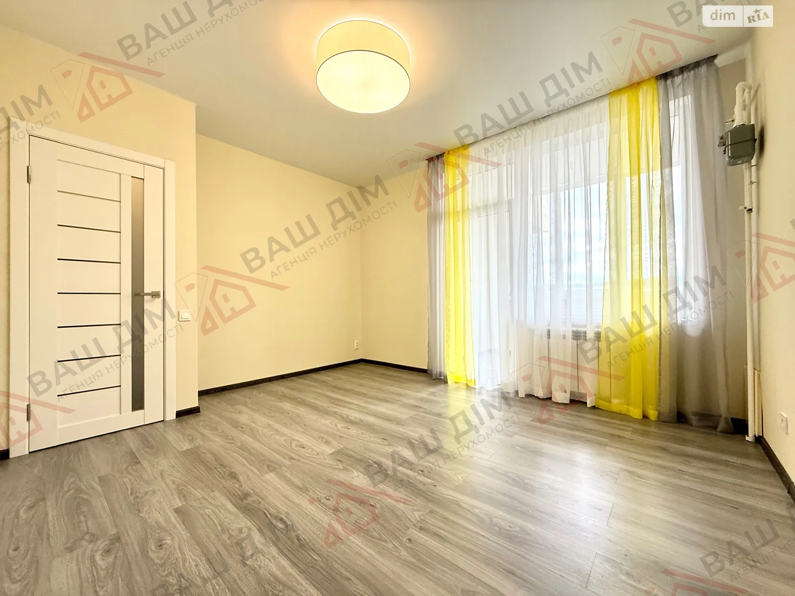 Продается 1-комнатная квартира 52 кв. м в Трускавце, ул. Павла Скоропадского, 8 - фото 1