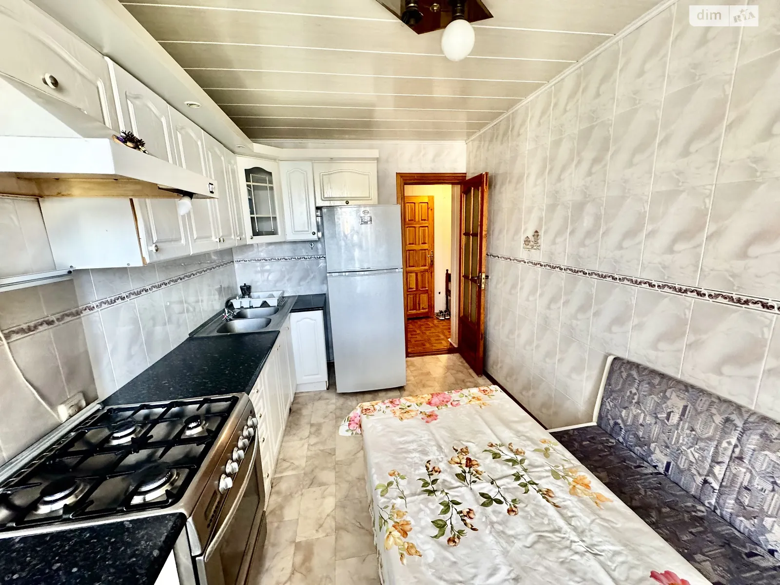 Продается 3-комнатная квартира 67.2 кв. м в Хмельницком, ул. Вайсера, 79 - фото 1