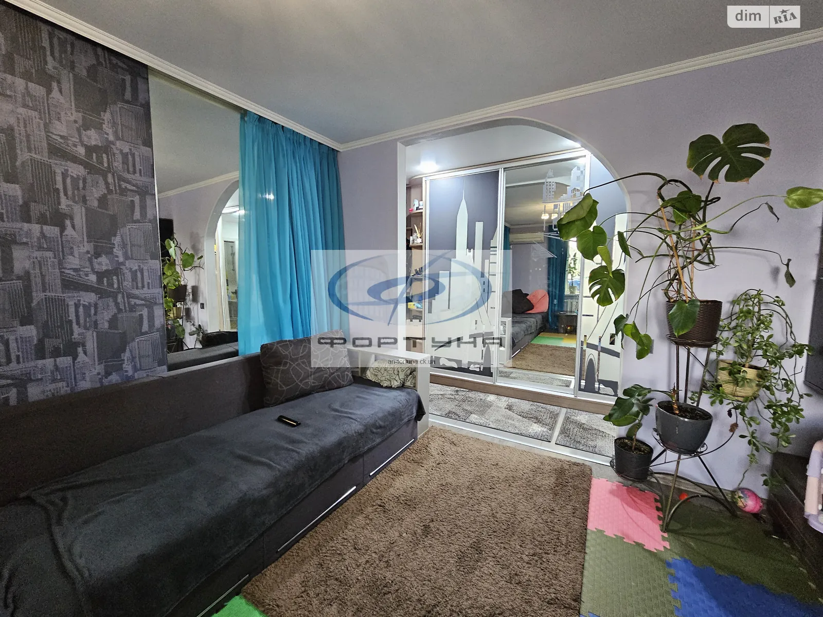 Продается 3-комнатная квартира 64 кв. м в Черкассах, пер. Сечевой, 17 - фото 1