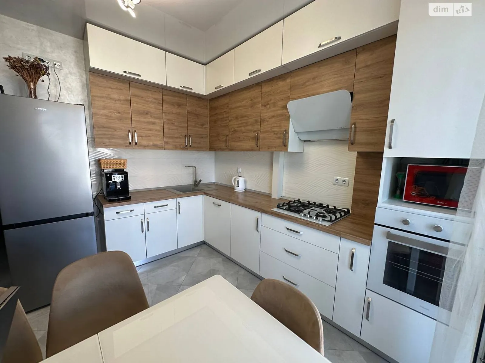 Сдается в аренду 2-комнатная квартира 72 кв. м в, цена: 480 $ - фото 1