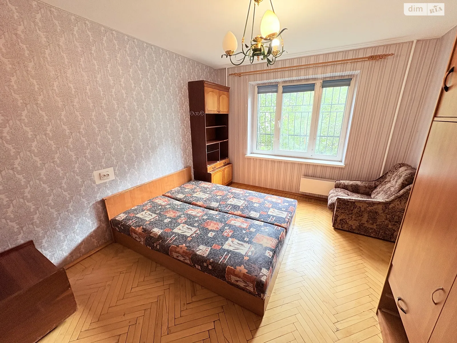 Продається 3-кімнатна квартира 83.5 кв. м у Києві, вул. Ахматової Анни, 39А - фото 1